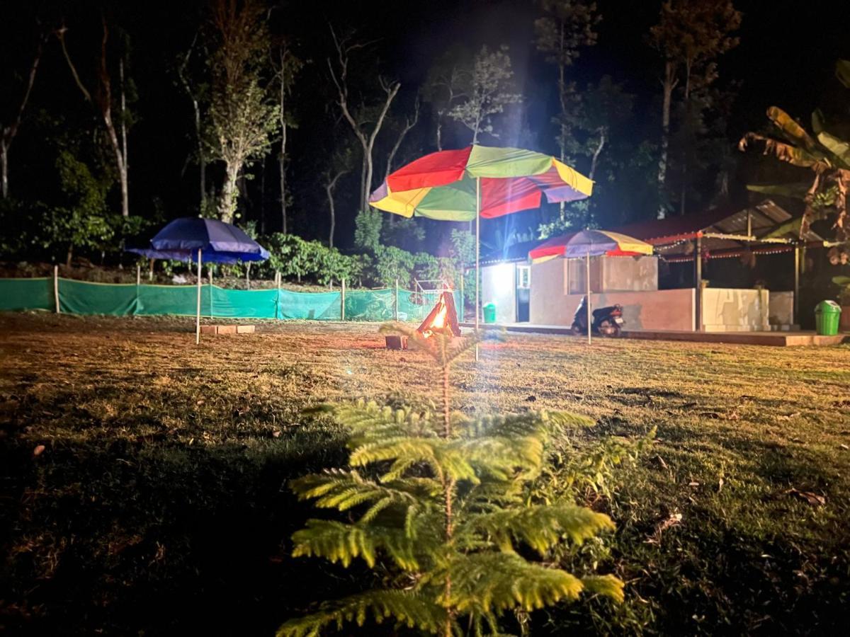 SiddāpurSri Lakshmi Estatesアパートメント エクステリア 写真